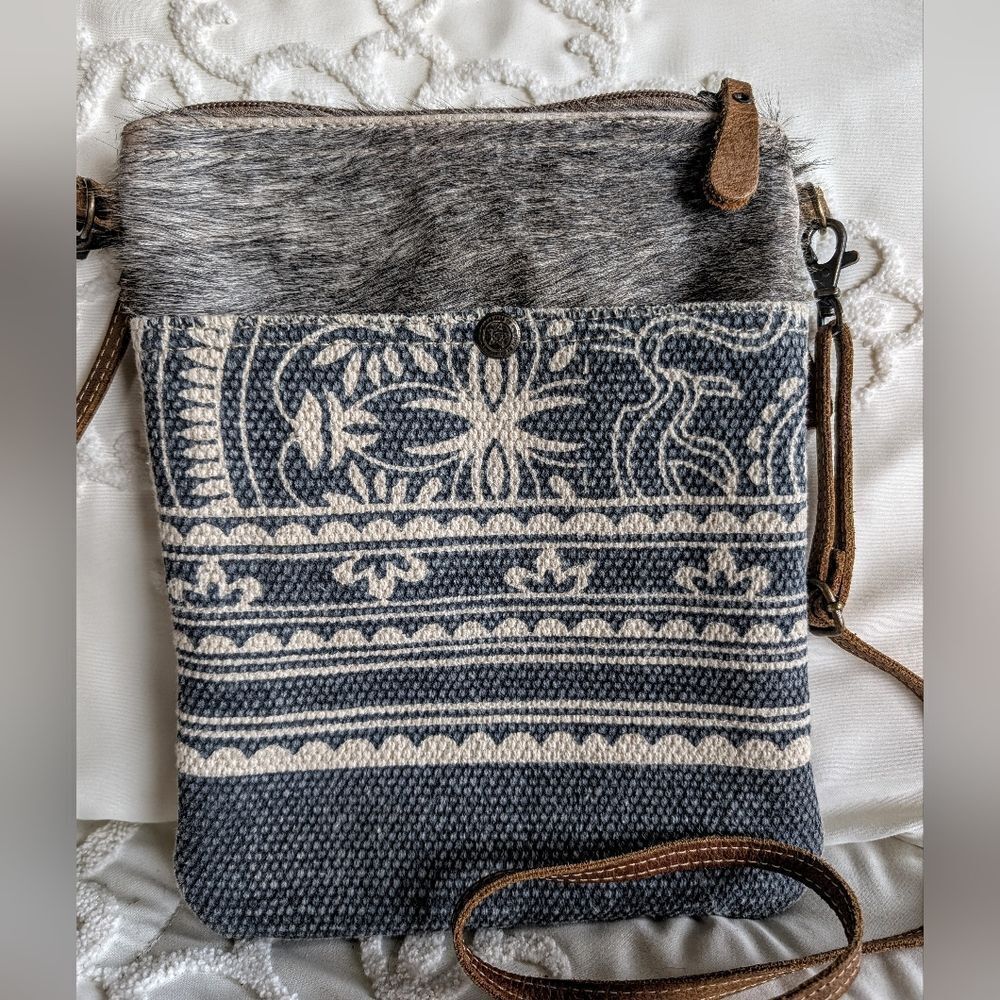 Myrna Crossbody Bag Hair On Hide Western Canvas Combo With Leather Strap🩶 NWOT